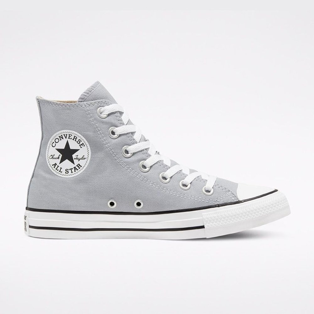 CONVERSE CHUCK HIGH TOPS, COLOR WOLF GRAY, SIZE 7 WOMEN - LIKE NEW IN BOX!